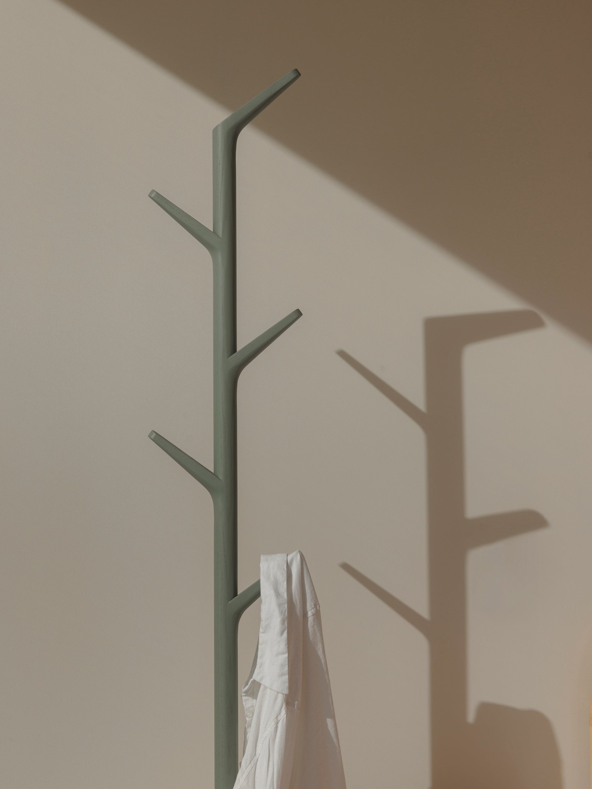 Harakeke Coat Stand Flax Green / One Size