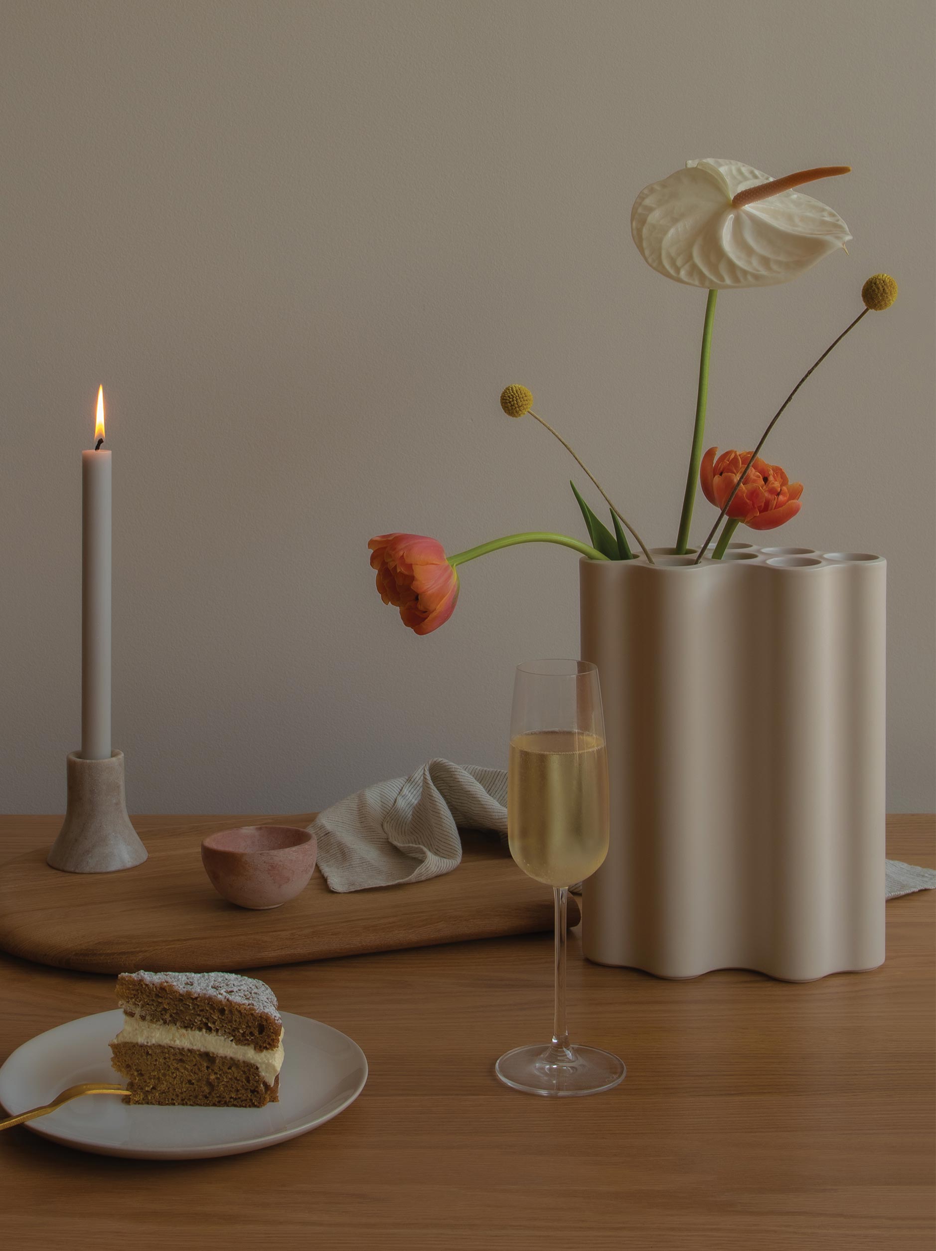 Vitra Nuage Ceramic Vase White / Large