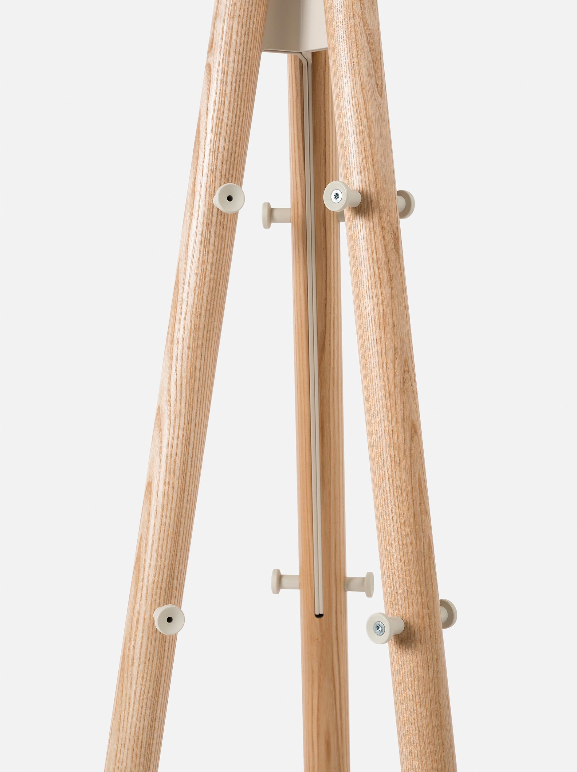 Artek Kiila Coat Stand Oak/White / One Size