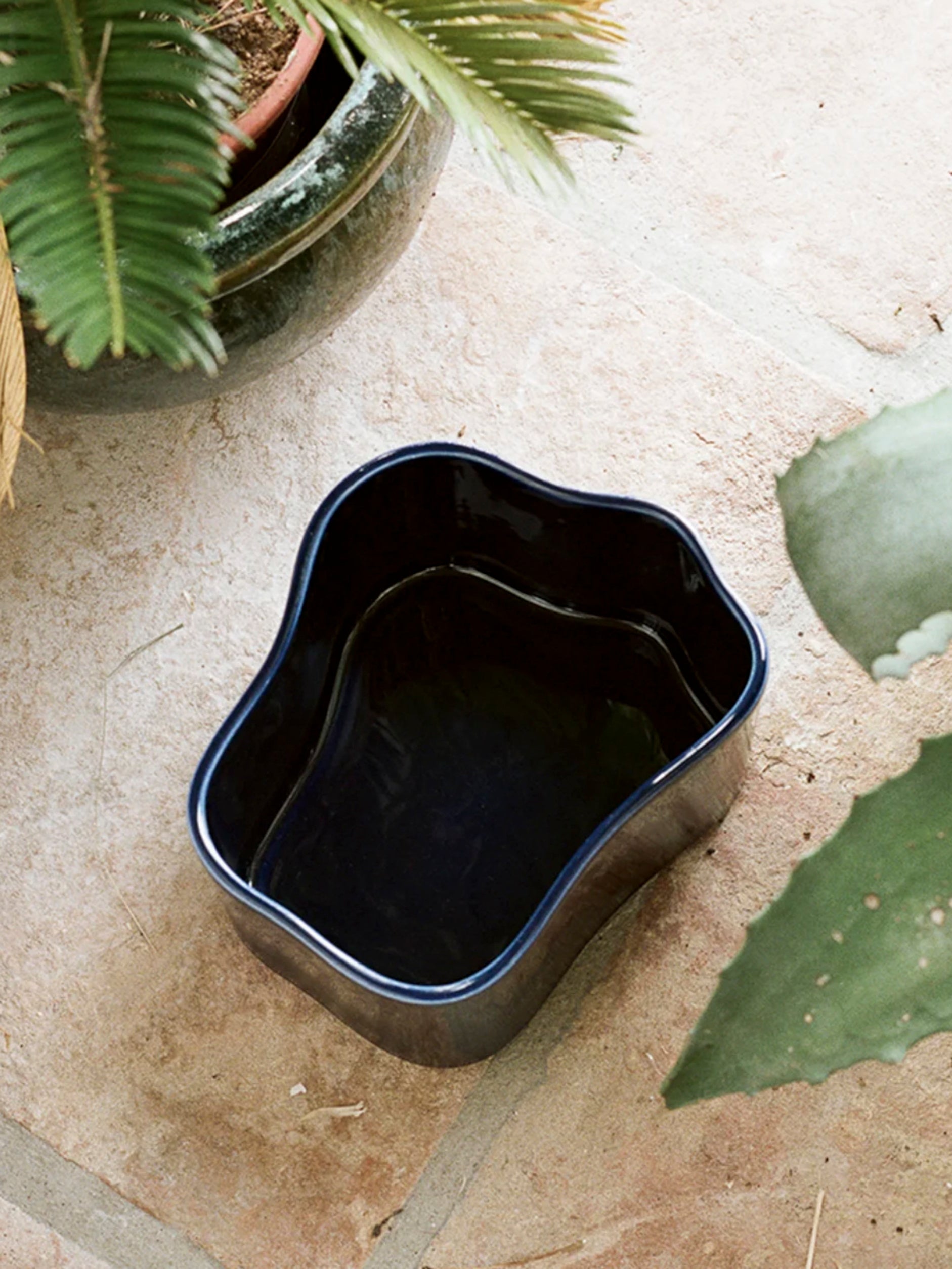 Artek Riihitie Plant Pot B Blue / Medium