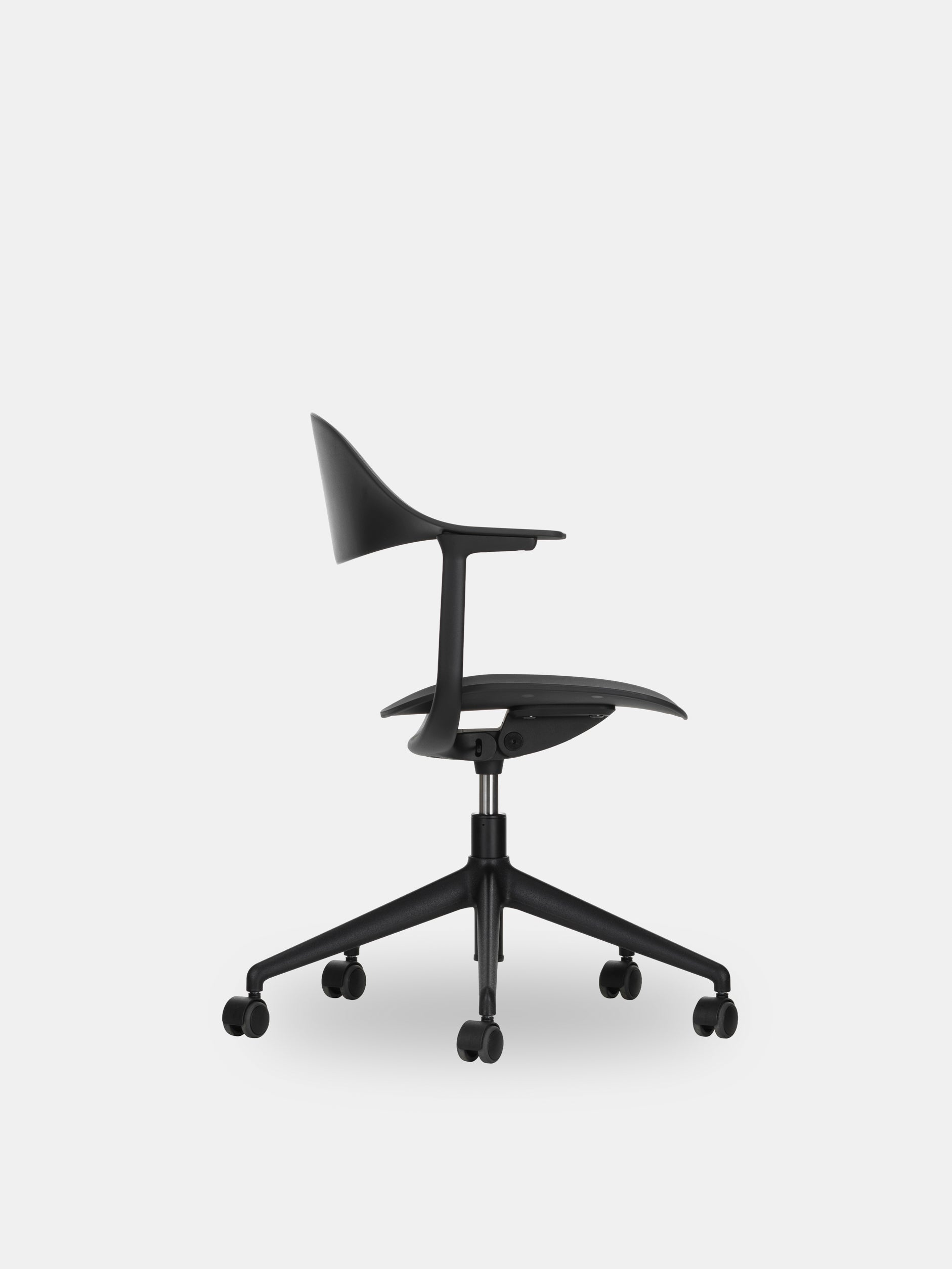 Vitra Mynt Armchair Multi / One Size