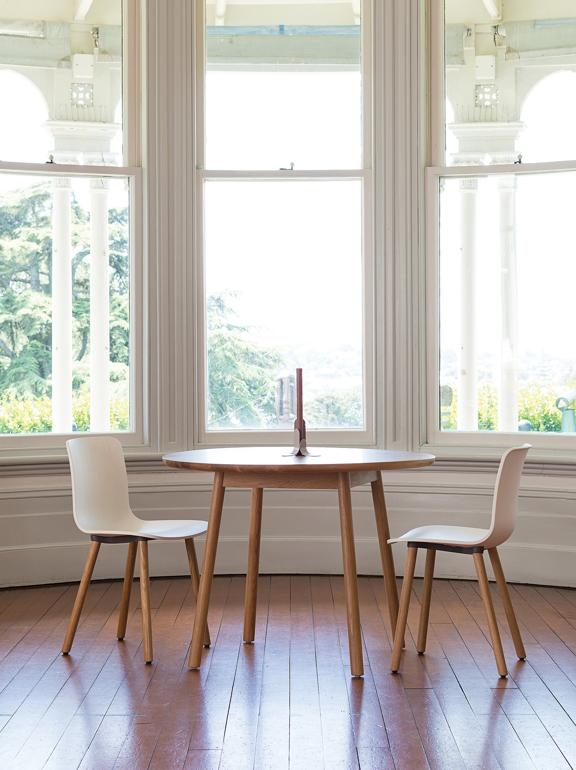 Vitra HAL Light Oak Chair White / One Size