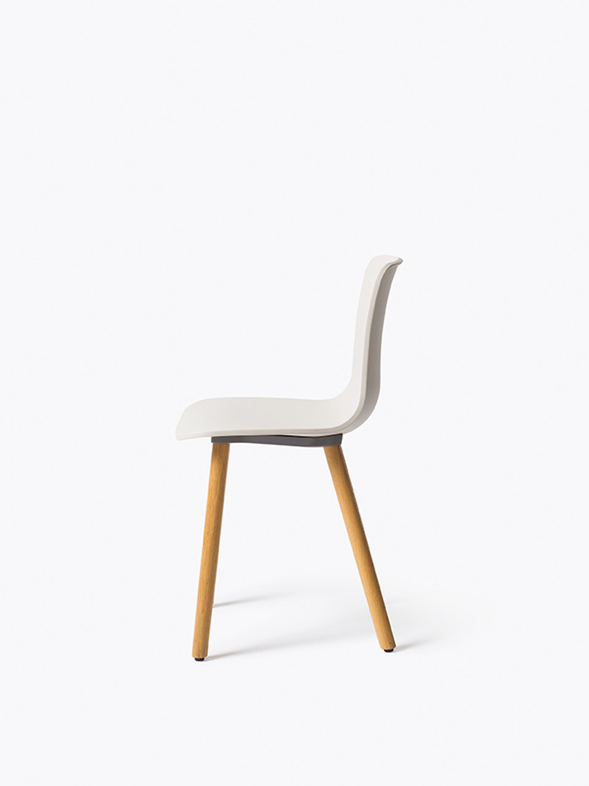 Vitra HAL Light Oak Chair Warm Grey / One Size