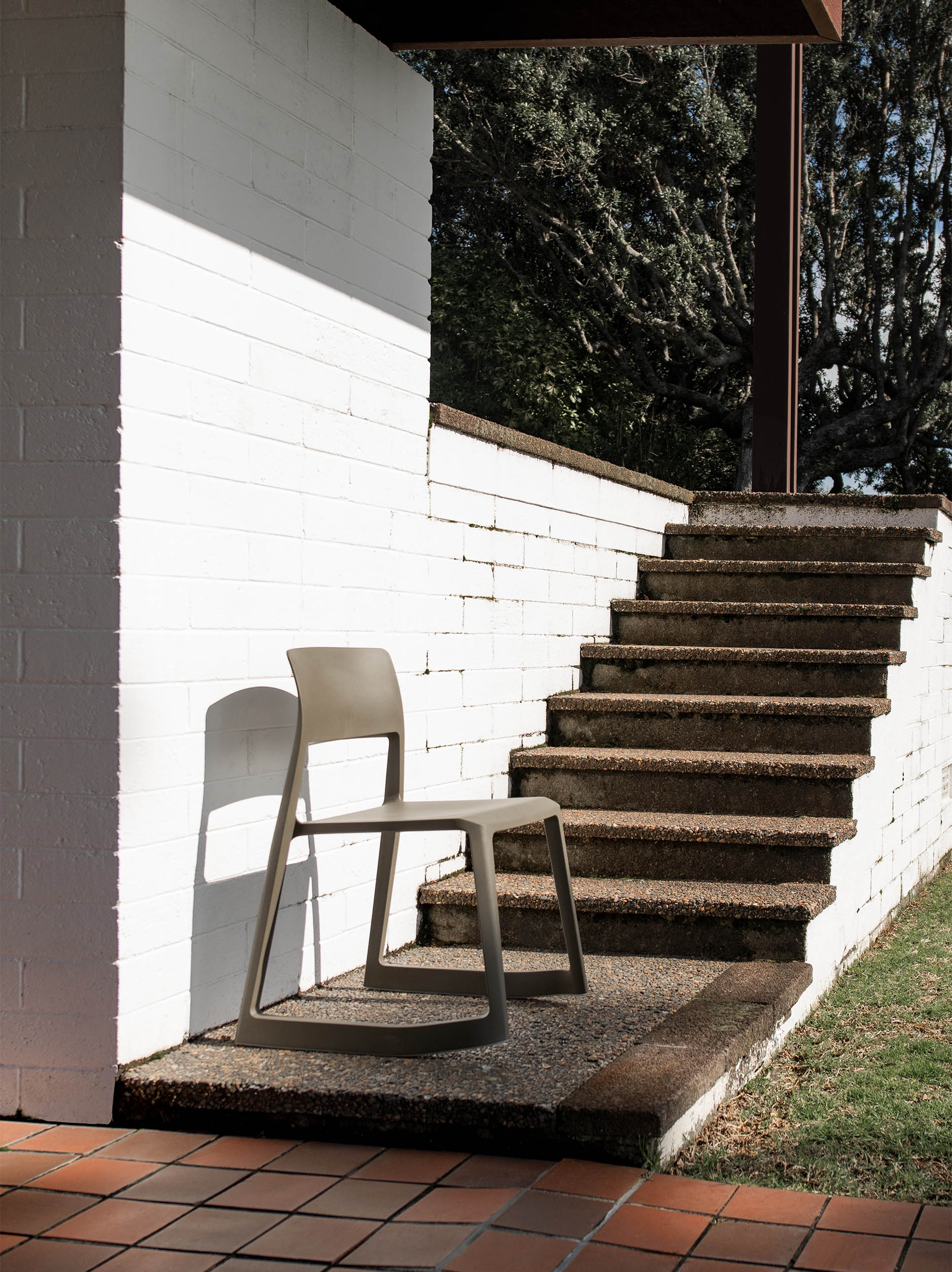 Vitra Tip Ton Chair Olive / One Size