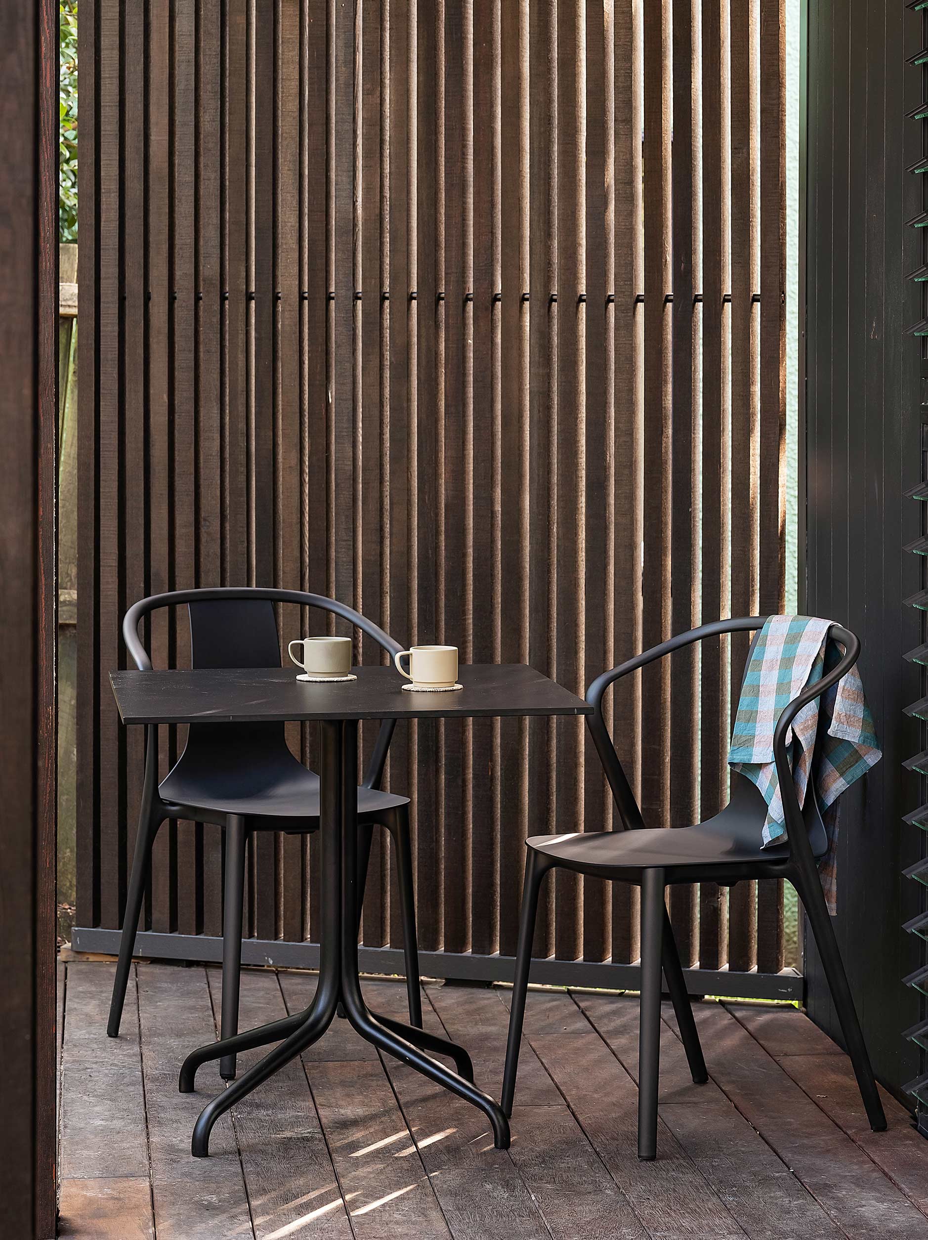 Vitra Belleville Plastic Armchair Black / One Size